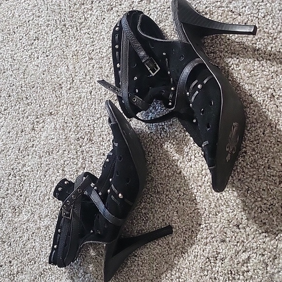 Fergie suede heels - Picture 7 of 7